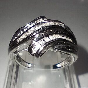 14Kt White Gold 1/4-Carat Diamond 3-Row Ring